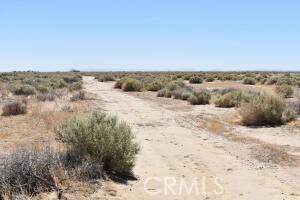 5700 W Avenue C, Lancaster, CA 93536
