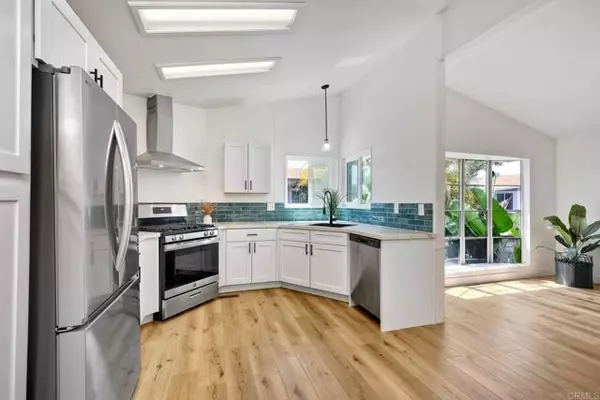 Carlsbad, CA 92010,3466 Don Lorenzo Dr