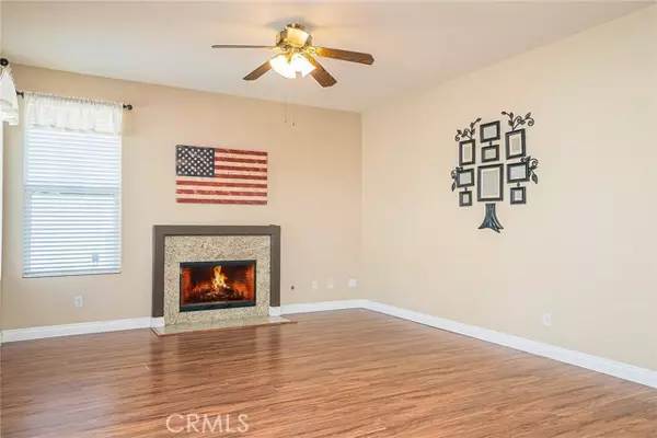San Bernardino, CA 92407,3296 Greystone RD