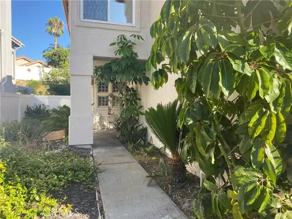 Oceanside, CA 92056,1853 Corte Pulsera