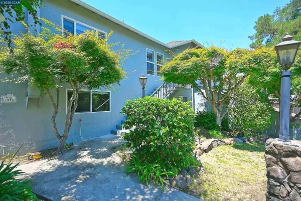 Martinez, CA 94553,3810 CANYON WAY