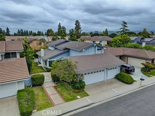 8 Sparrowhawk, Irvine, CA 92604