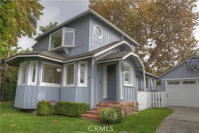 216 W Channel RD, Santa Monica, CA 90402