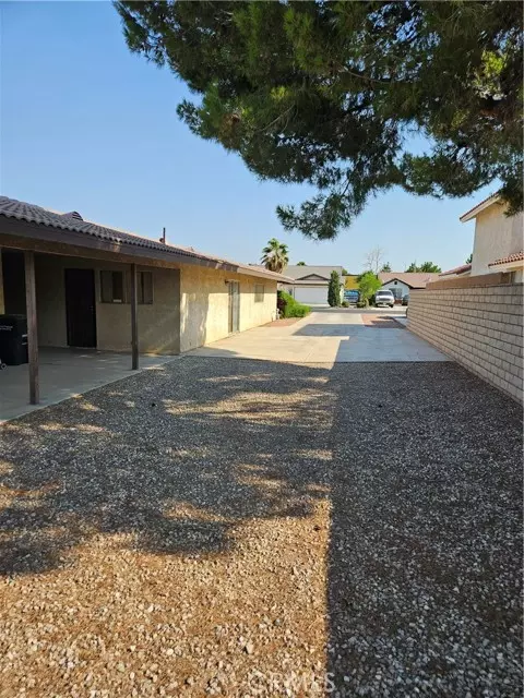 Victorville, CA 92395,12546 Rain Shadow RD