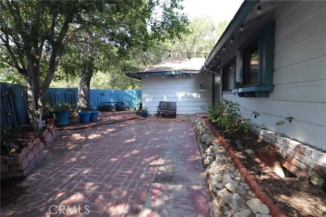 4040 Lehman RD, La Crescenta, CA 91214