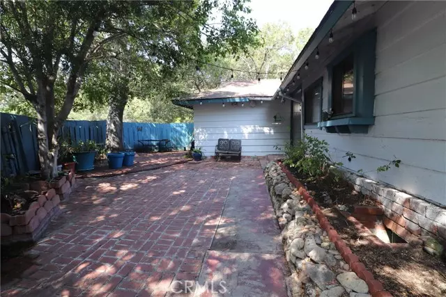 4040 Lehman RD, La Crescenta, CA 91214