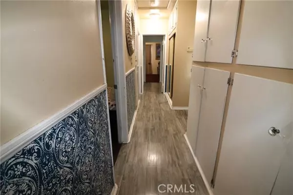 La Crescenta, CA 91214,4040 Lehman RD