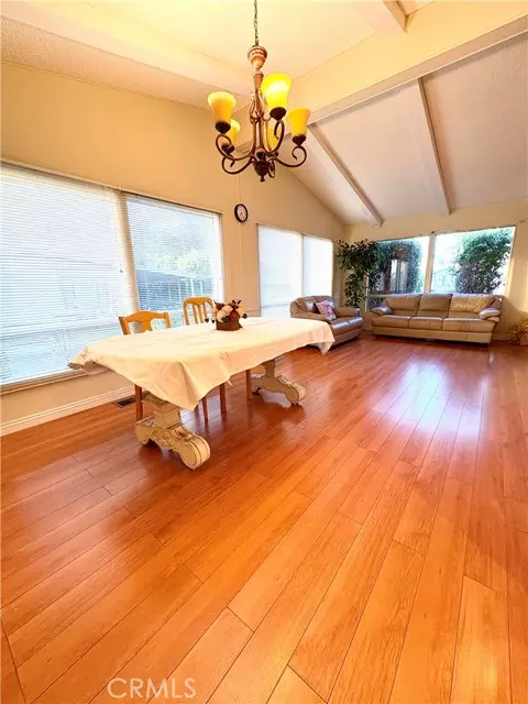 Anaheim, CA 92801,1919 W Coronet AVE 9