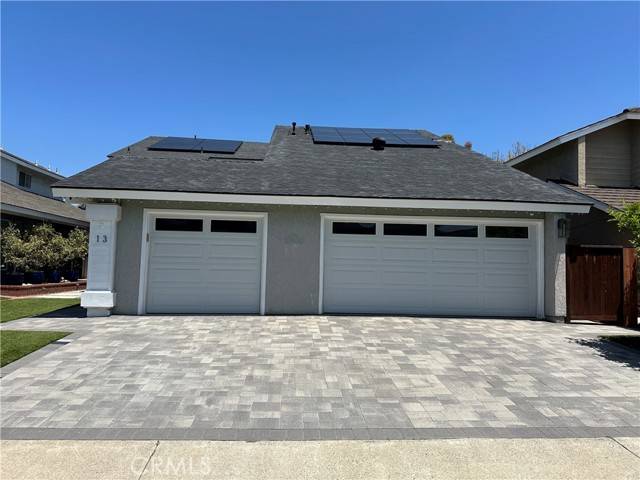 13 Blue RDG, Irvine, CA 92620