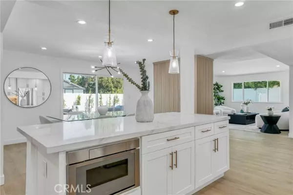 West Hills, CA 91304,23314 Windom ST