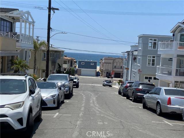 135 28th ST, Hermosa Beach, CA 90254