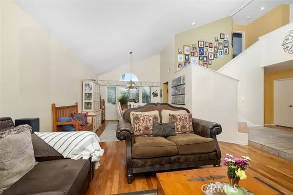 Temecula, CA 92591,40230 Holden CIR