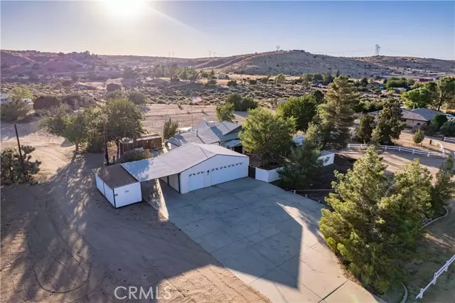 Hesperia, CA 92345,5772 Arrowhead Lake RD