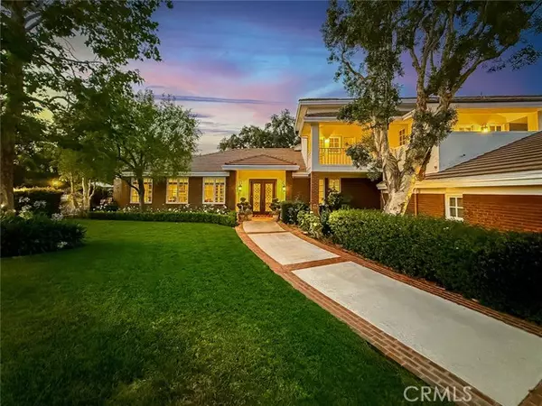 Westlake Village, CA 91362,5135 Island Forest PL