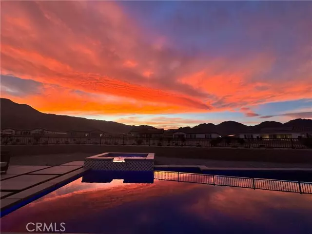 La Quinta, CA 92253,80336 Palatine CT
