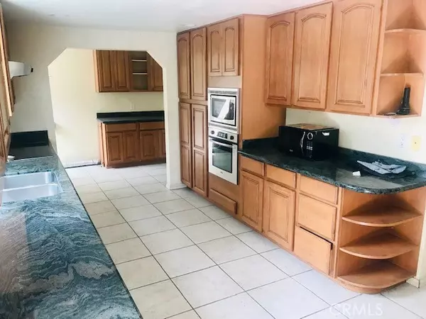 Diamond Bar, CA 91765,2710 Castle Rock RD