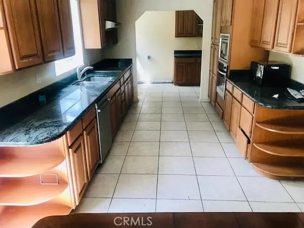Diamond Bar, CA 91765,2710 Castle Rock RD