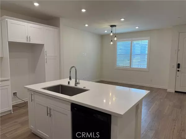 Rialto, CA 92376,435 N Beechwood AVE