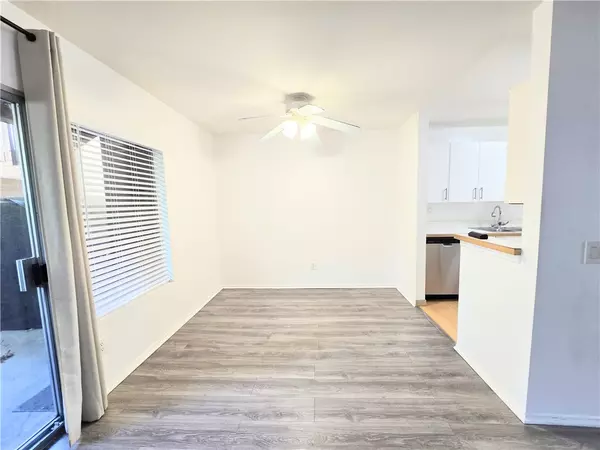 Tarzana, CA 91356,18350 Hatteras ST 163