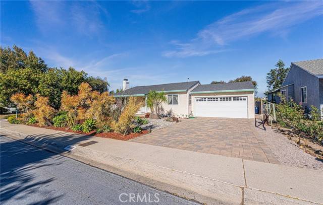 8638 Yorktown Ave., Los Angeles, CA 90045