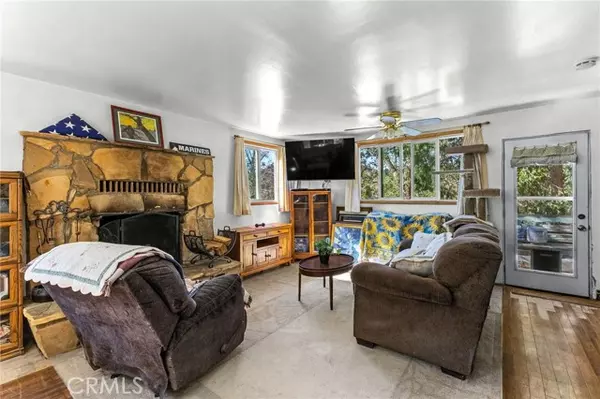 Cedar Glen, CA 92321,29239 Lake Brook AVE