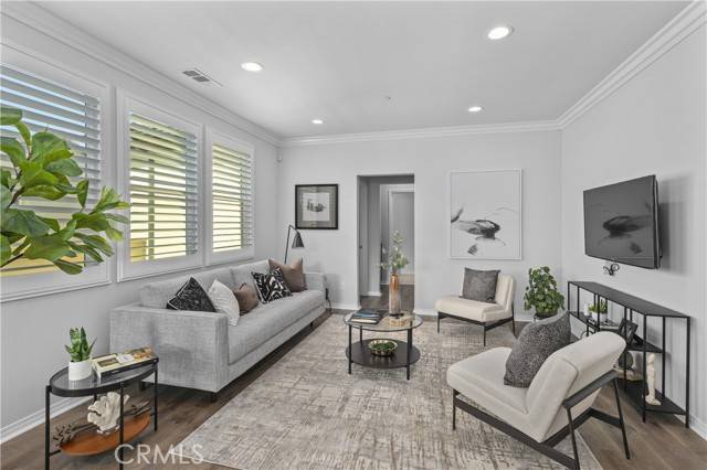 17557 Newland ST 101, Huntington Beach, CA 92647