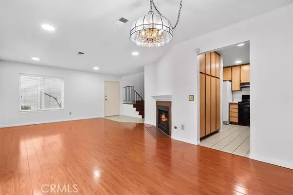 Diamond Bar, CA 91765,1120 Cleghorn DR C