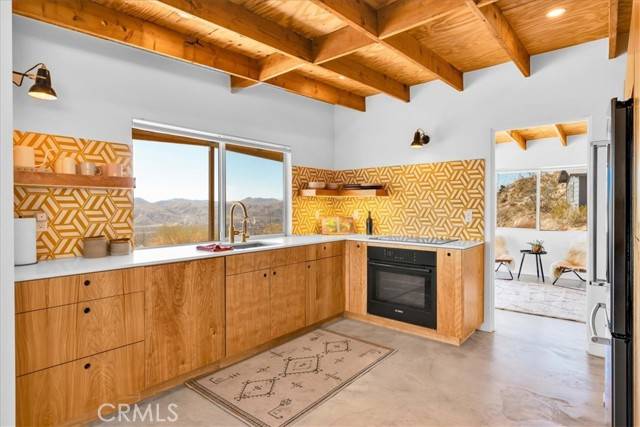 8711 Sundown TRL, Morongo Valley, CA 92256