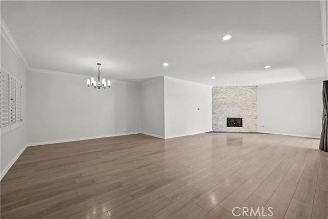 Valley Village, CA 91607,12355 Chandler BLD 101