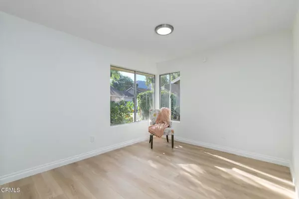 Camarillo, CA 93012,24121 Village 24