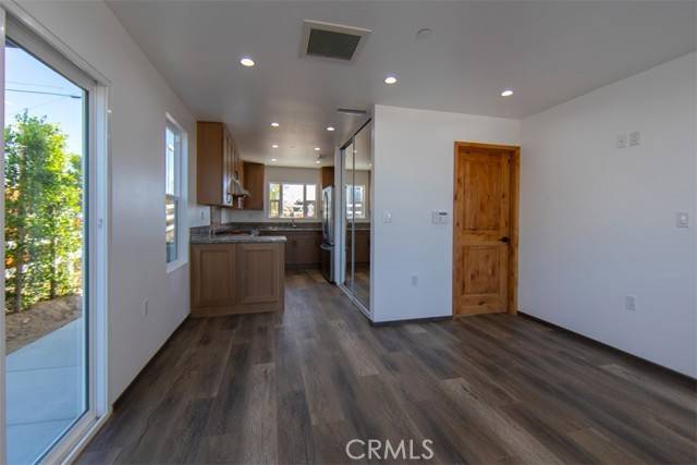 Victorville, CA 92395,16590 Forrest AVE