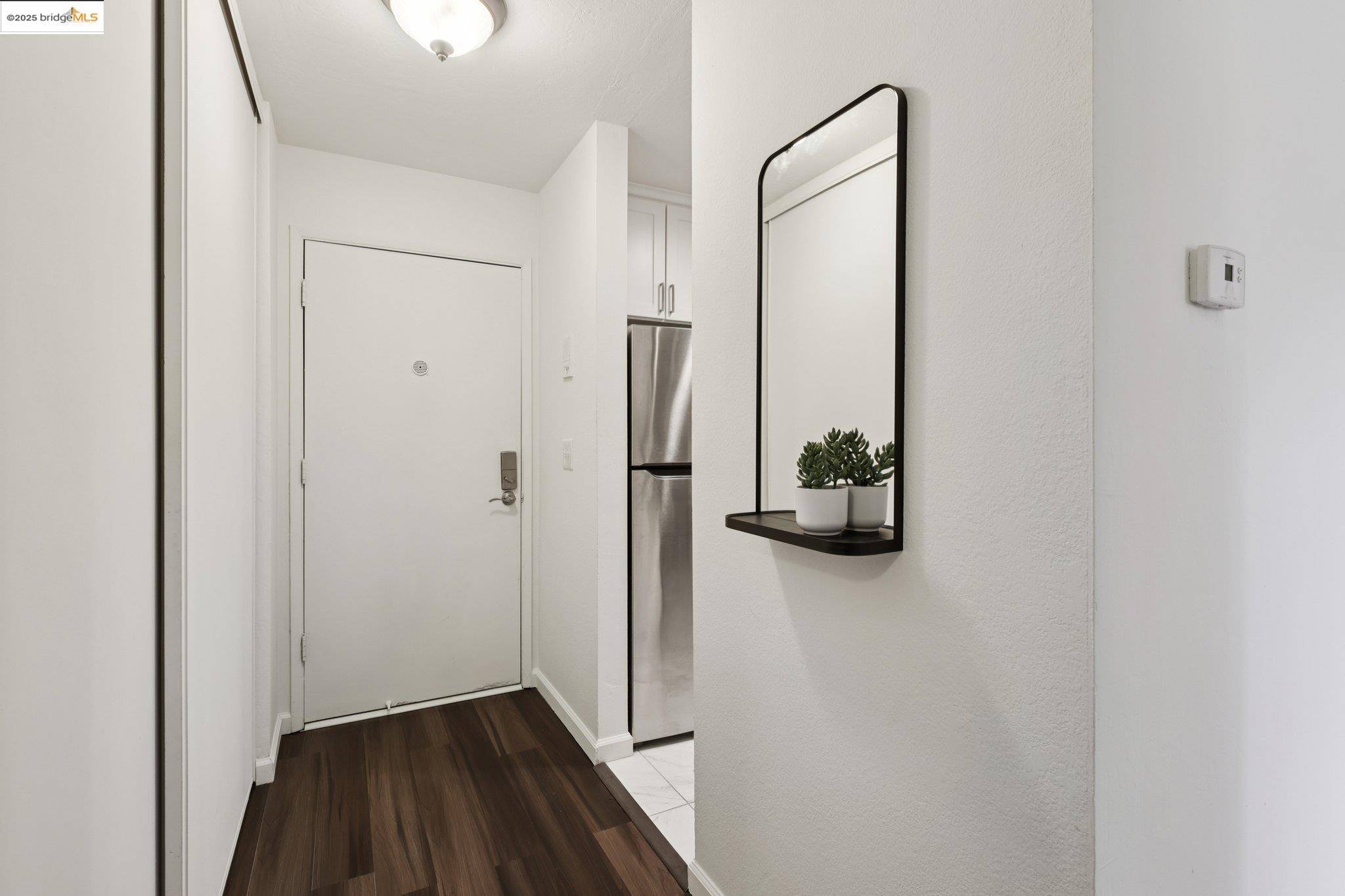 Hayward, CA 94541,1502 E ST 6