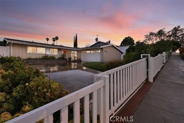 20516 Aetna ST, Woodland Hills, CA 91367