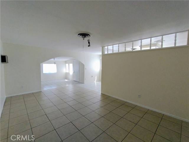 Sylmar, CA 91342,13410 Berg ST