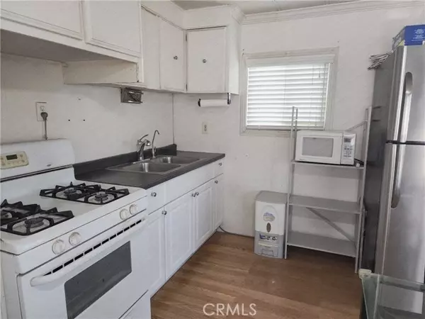 Torrance, CA 90502,1201 228TH 10