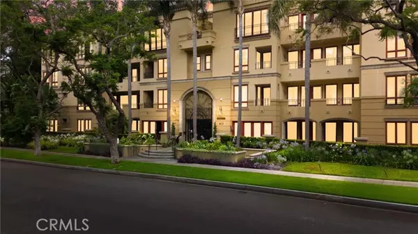 411 N Oakhurst DR 201, Beverly Hills, CA 90210