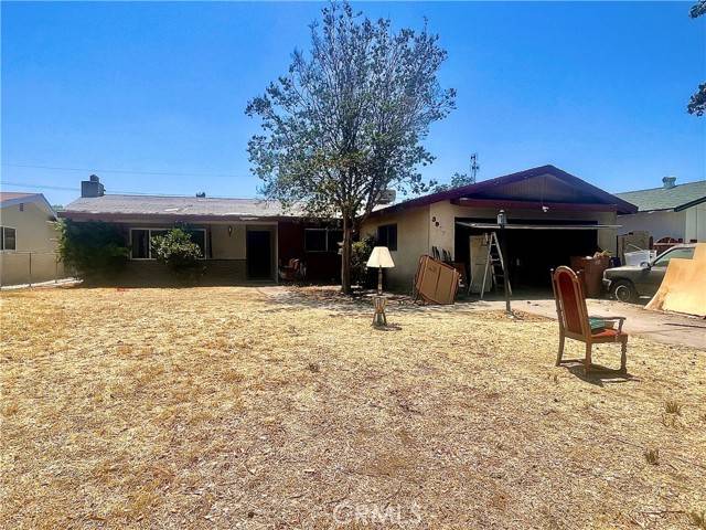 3917 Wood LN, Bakersfield, CA 93309