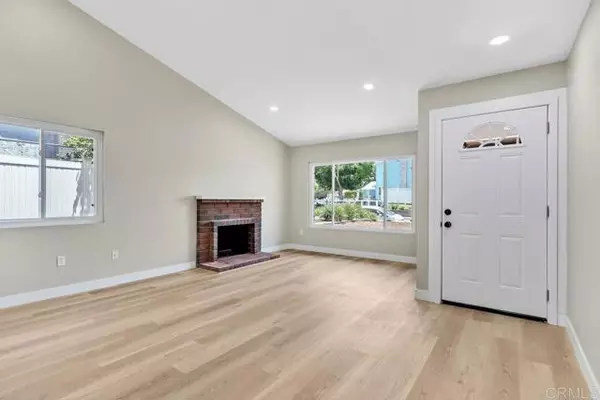 Santee, CA 92071,10758 Princess Arlene DR
