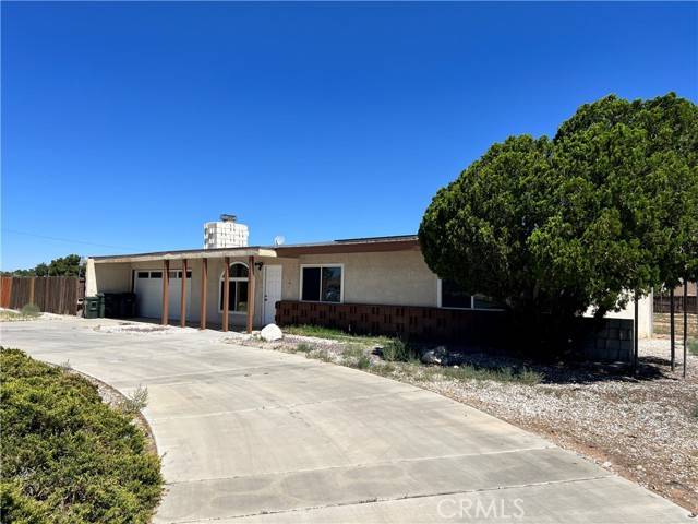 20916 Thunderbird RD, Apple Valley, CA 92307