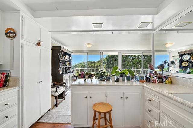 Rancho Palos Verdes, CA 90275,32735 Seagate DR 301