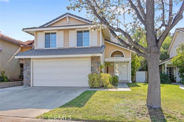 28154 Guilford LN, Saugus, CA 91350