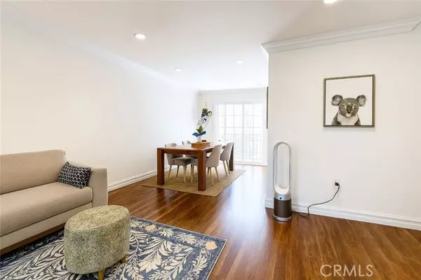 Hawthorne, CA 90250,13011 Doty AVE 44