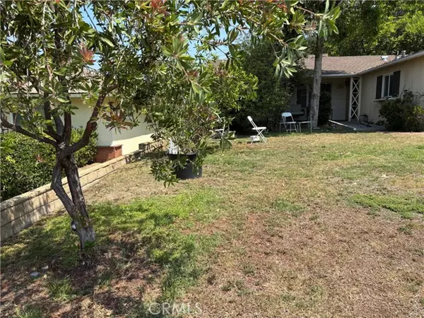 Glendale, CA 91208,1823 Hillside DR