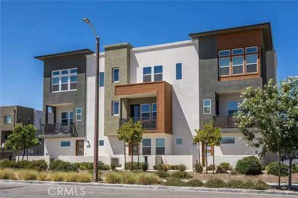 Valencia, CA 91381,27554 Sparrow CT