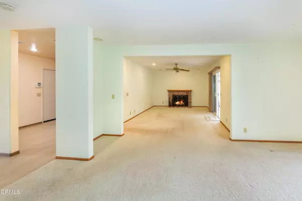Oxnard, CA 93036,2060 Olga ST