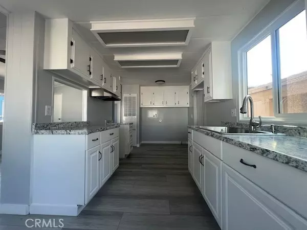 Fontana, CA 92337,15798 Slover AVE 18