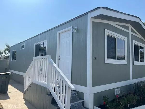 Fontana, CA 92337,15798 Slover AVE 18