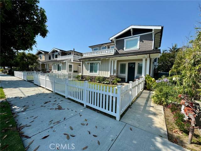 804 N Irena AVE B, Redondo Beach, CA 90277