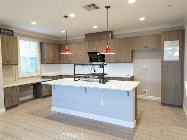 Ontario, CA 91761,3290 E Yountville DR 6