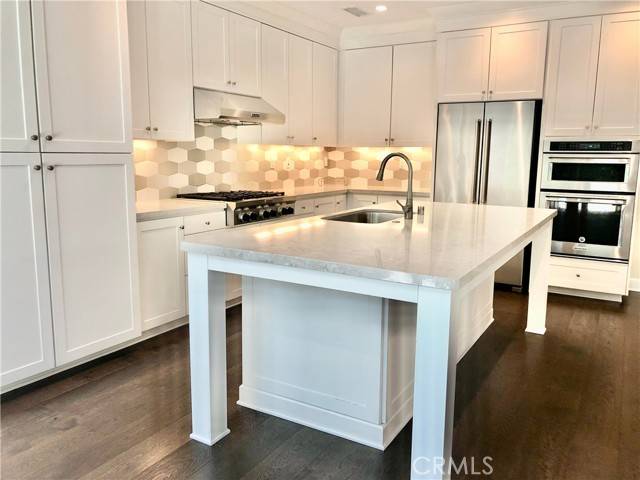 Irvine, CA 92620,108 Omar